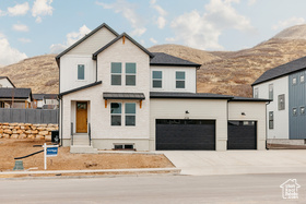 Photo 2 for 5976 N Canyon Rim Dr