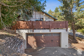 Photo 5 for 135 Crestview Dr