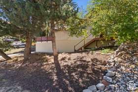 Photo 4 for 135 Crestview Dr