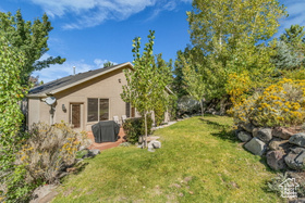 Photo 3 for 102 E Manilla Dr