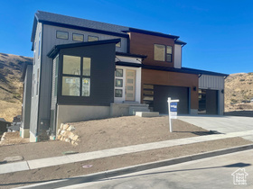 Photo 2 for 5877 N Canyon Rim Rd #623