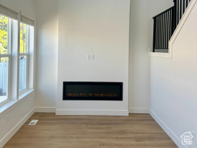 Photo 3 for 283 E Vaughn Ln #12