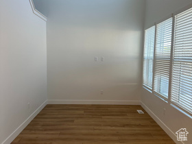 Photo 3 for 285 E Vaughn Ln #13