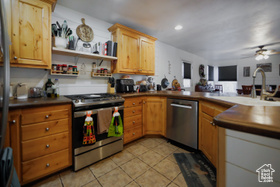 Photo 5 for 826 N 1100 West Cir