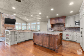 Photo 3 for 2683 W Carson Ln