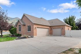 Photo 3 for 1501 W Elk Cir