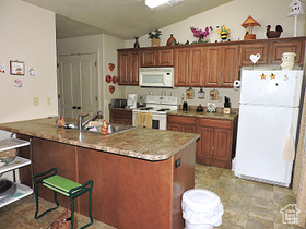 Photo 6 for 633 N 100 West