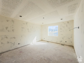 Photo 4 for 1057 W Fremont St