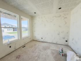 Photo 3 for 1057 W Fremont St