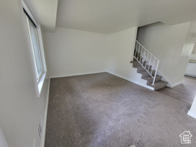 Photo 2 for 151 E Southwell St #9