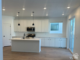 Photo 2 for 289 E Vaughn Ln #14
