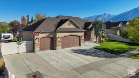Photo 2 for 439 E Midlake Dr