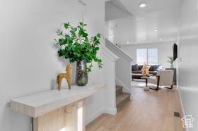 Photo 2 for 325 E Glencoe Dr #1093
