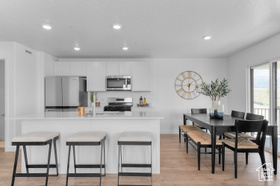 Photo 5 for 325 E Glencoe Dr #1093