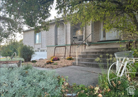Photo 1 for 983 E Antelope Dr