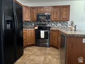 Photo 3 for 1161 W Lancelot Ln