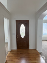 Photo 3 for 12217 S Bluff View Dr