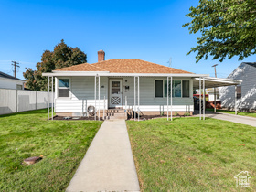 Photo 2 for 40 Brookside Dr