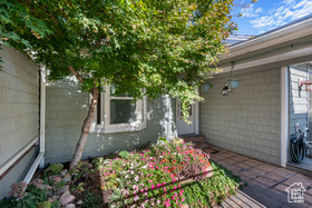 Photo 2 for 1820 S High Pointe Dr