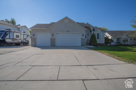 Photo 3 for 7288 S Comet Hill Cir