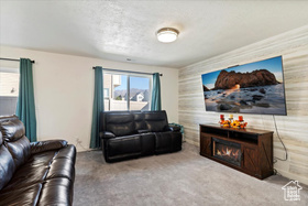 Photo 4 for 940 W Stonehaven Dr