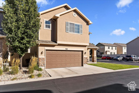 Photo 2 for 940 W Stonehaven Dr