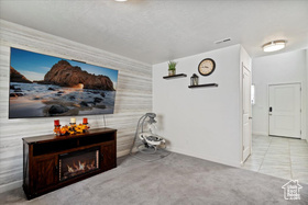 Photo 5 for 940 W Stonehaven Dr