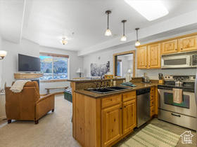 Photo 3 for 2669 Canyons Resort Dr #310
