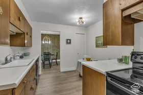 Photo 6 for 875 S Donner Way #205