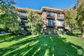 Photo 2 for 939 S Donner Way #305