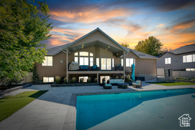 Photo 3 for 3558 W Via Bello Ct