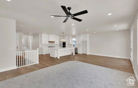 Photo 3 for 1273 W Hendrix St #145