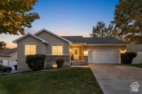Photo 2 for 14311 Prairie Dawn Ln