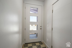 Photo 3 for 2083 W Pinnacle Ln #H-4