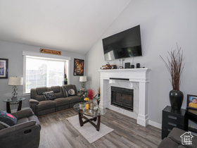 Photo 5 for 8407 Meadow Green Way