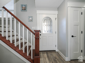 Photo 3 for 8407 Meadow Green Way