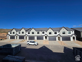 Photo 3 for 1722 S Ripple Rock Dr #3166