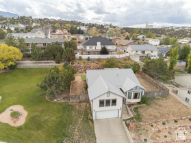 Photo 4 for 2235 W Sunnyside Dr