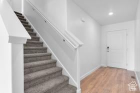 Photo 5 for 331 E Glencoe Dr #1092