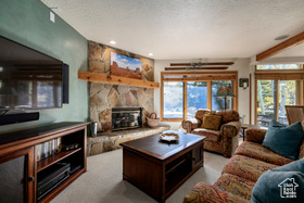 Photo 2 for 2442 Deer Lake Dr