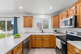 Photo 5 for 1295 N 190 East