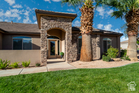 Photo 4 for 2441 E Meadow Mist Way
