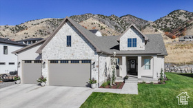 Photo 2 for 128 N Sherwood Dr