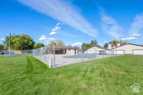 Photo 5 for 621 Coachman Way