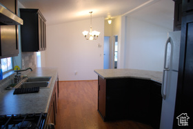 Photo 5 for 1183 W Parkway Ln