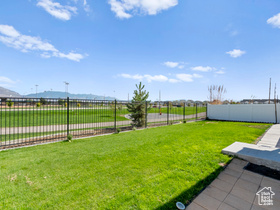 Photo 5 for 324 S Hayes Well Ln