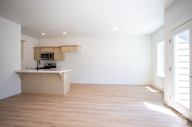 Photo 3 for 672 N 500 East #115