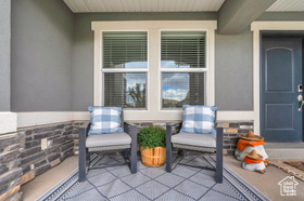 Photo 3 for 1904 E Sunnyvale Dr