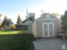 Photo 3 for 1223 E Oak St