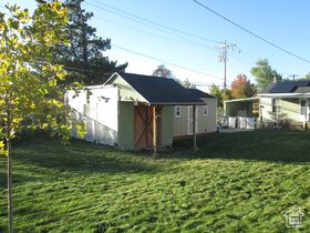 Photo 6 for 1223 E Oak St